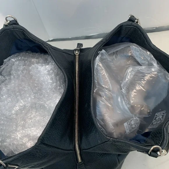 Coach, black pebbled, 24621 - Picture 9 of 11